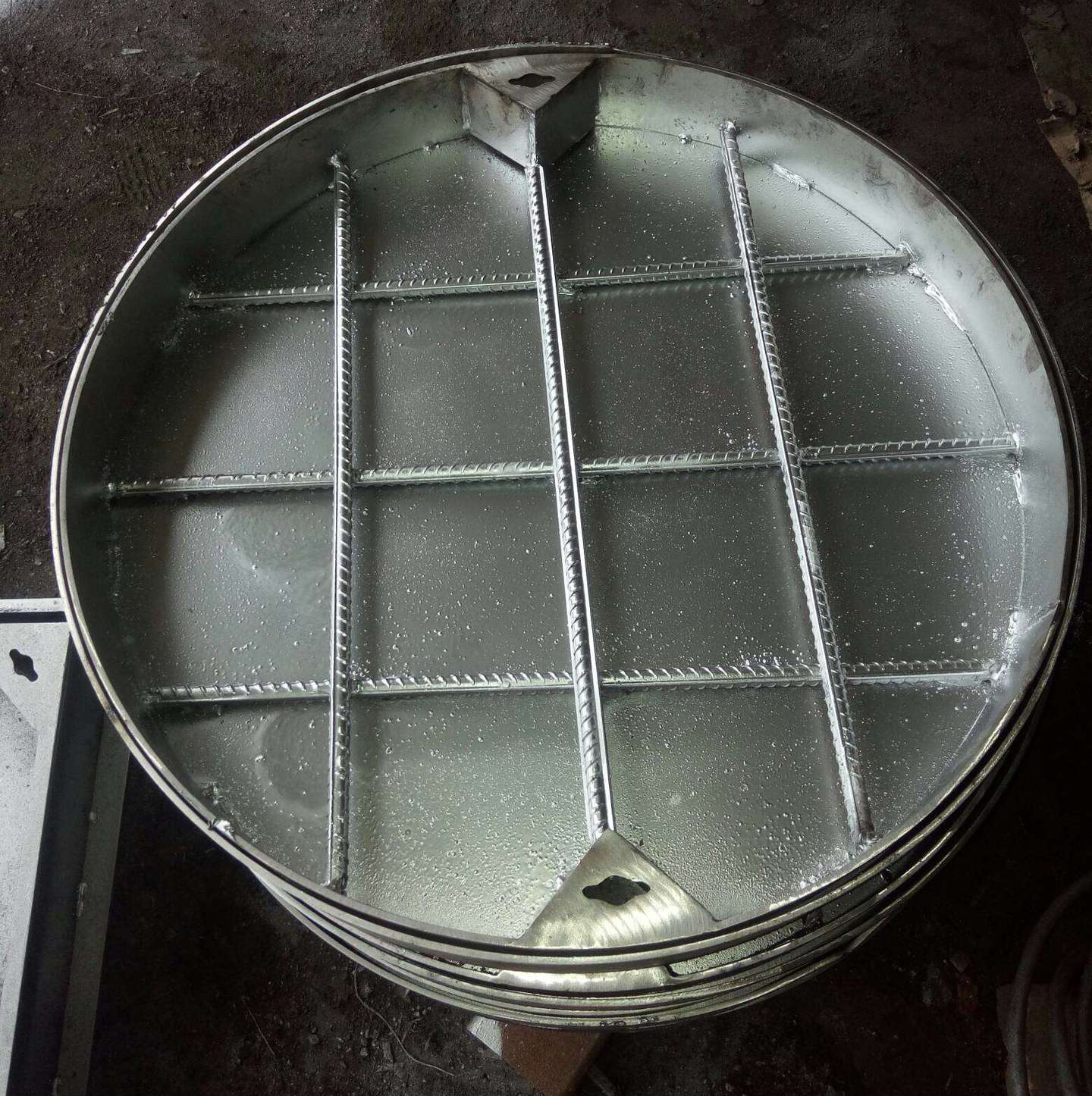 1774877142864590.jpg 不锈钢窨井盖.jpg